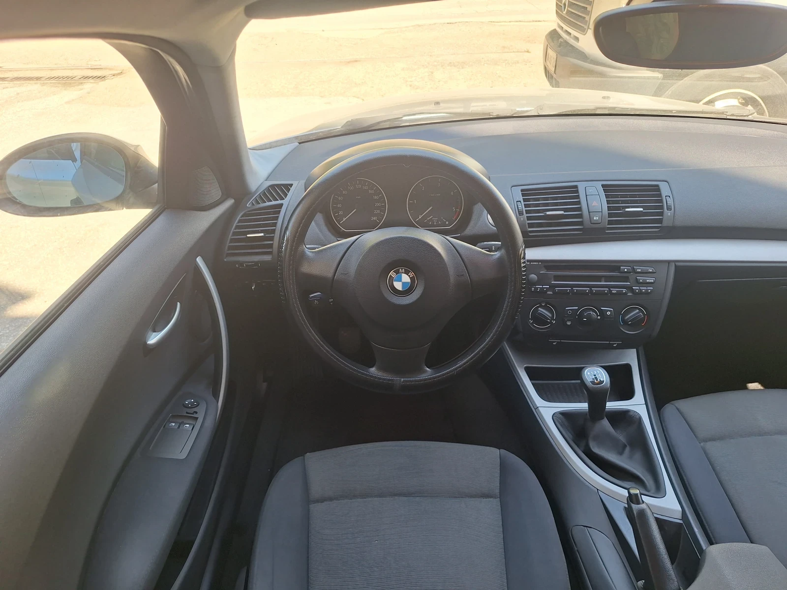 BMW 118 D/122kc/6 Сk./Подгрев/ЕU4., снимка 10 - Автомобили и джипове - 54691957