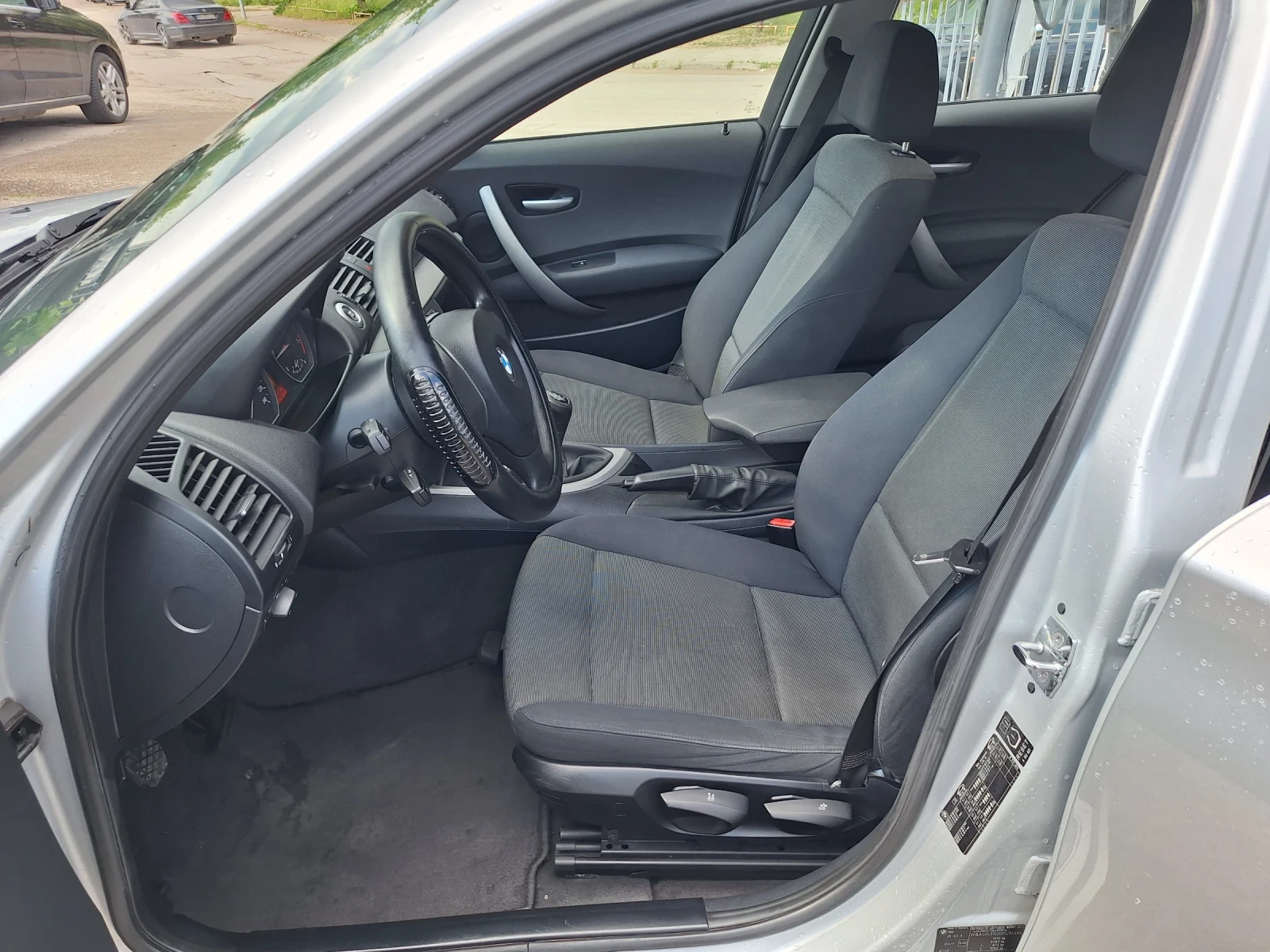 BMW 118 D/122kc/6 Сk./Подгрев/ЕU4., снимка 12 - Автомобили и джипове - 54691957