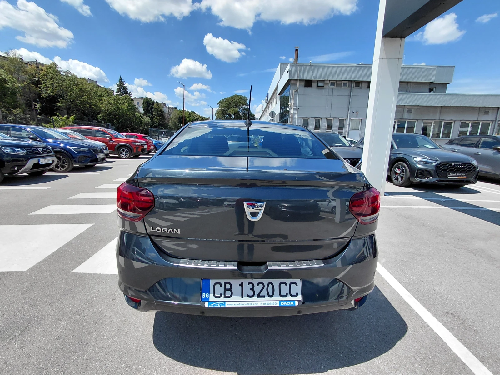 Dacia Logan TCe 100 к.с. /Comfort/Газ/Бензин, снимка 6 - Автомобили и джипове - 55189529