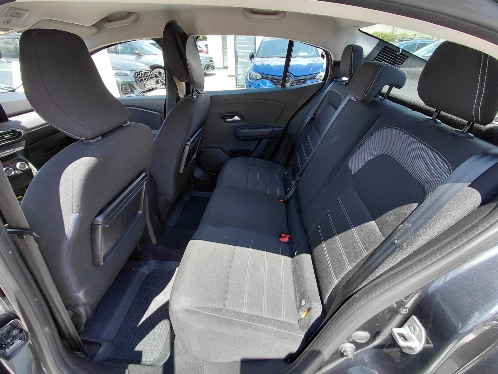 Dacia Logan TCe 100 к.с. /Comfort/Газ/Бензин, снимка 16 - Автомобили и джипове - 55189529