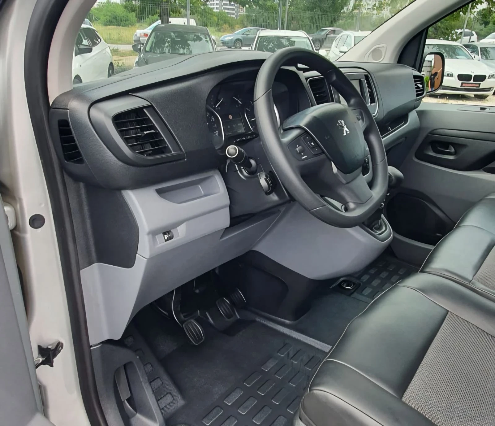 Peugeot Expert 2.0 BlueHDI 122ps VAN Luxury Euro6B, снимка 7 - Автомобили и джипове - 55452741