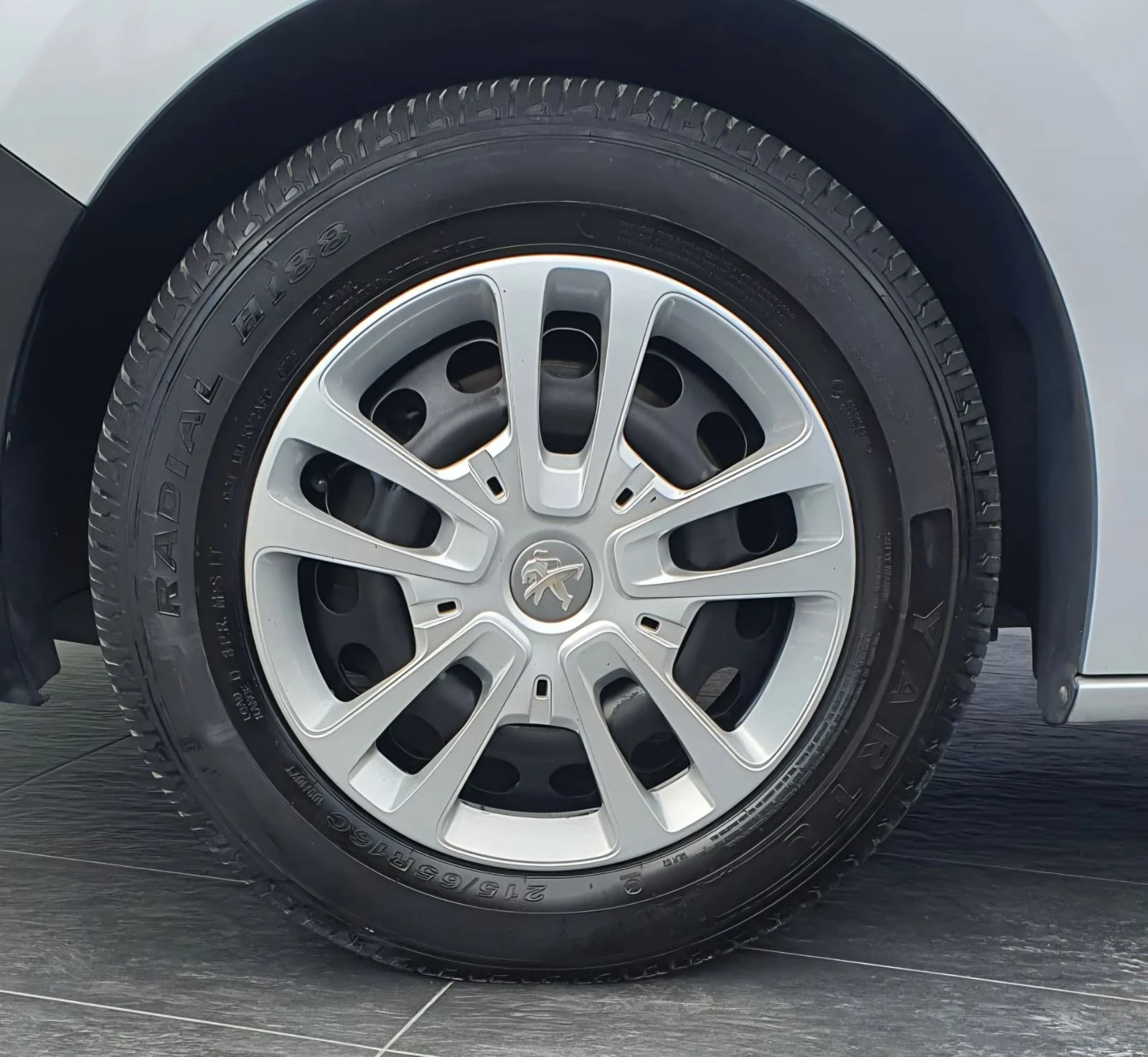 Peugeot Expert 2.0 BlueHDI 122ps VAN Luxury Euro6B, снимка 5 - Автомобили и джипове - 55452741