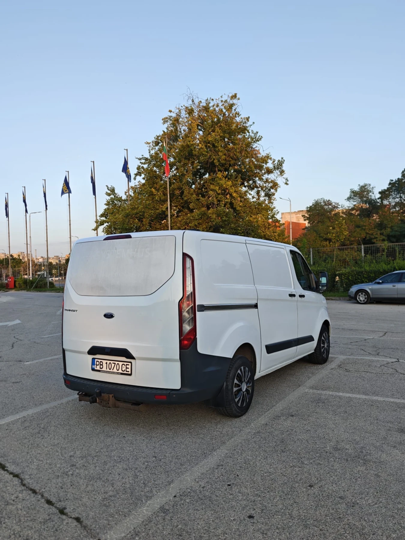 Ford Transit Custom 2.2, снимка 5 - Автомобили и джипове - 55646799