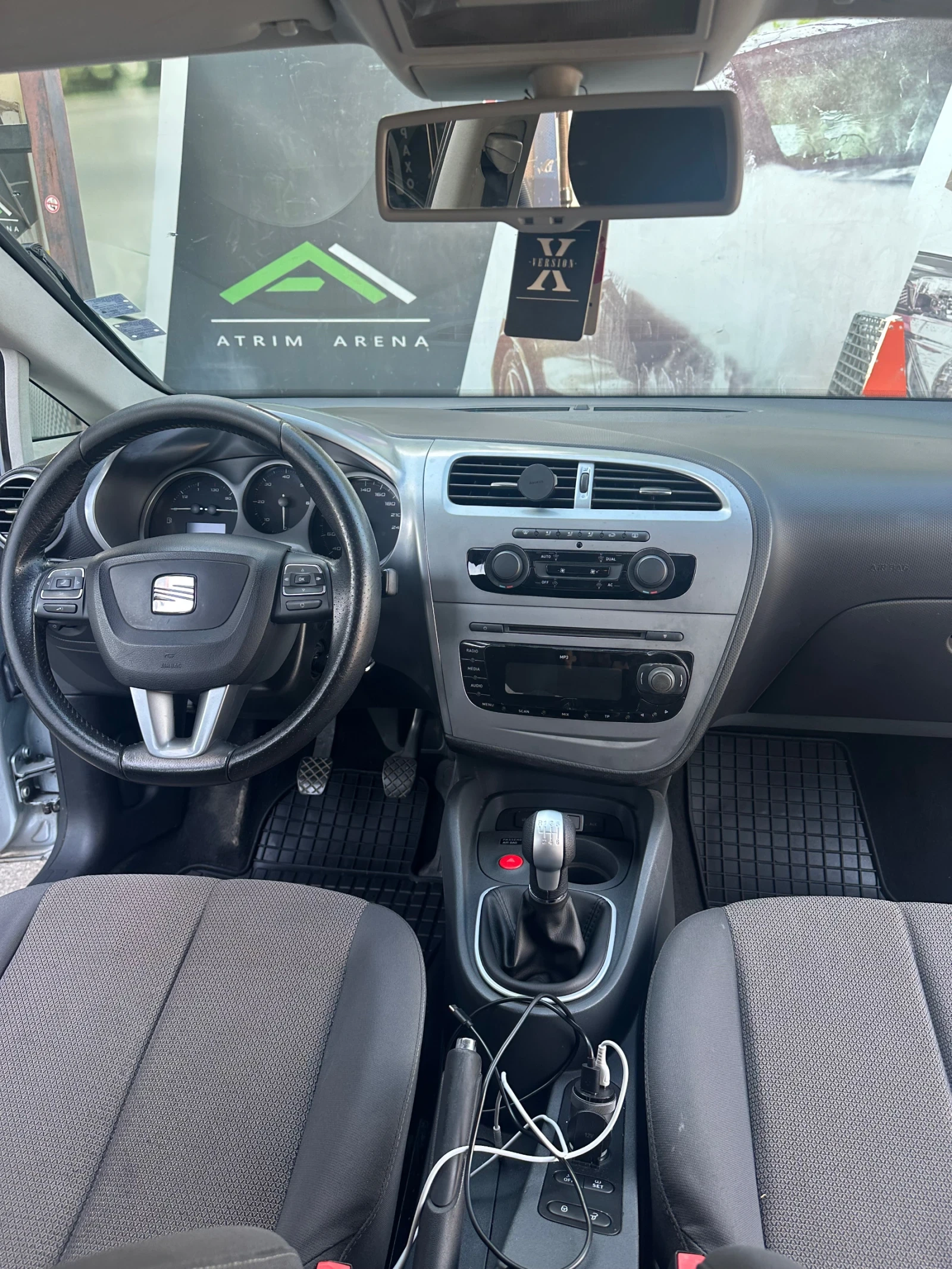 Seat Leon, снимка 9 - Автомобили и джипове - 55713642