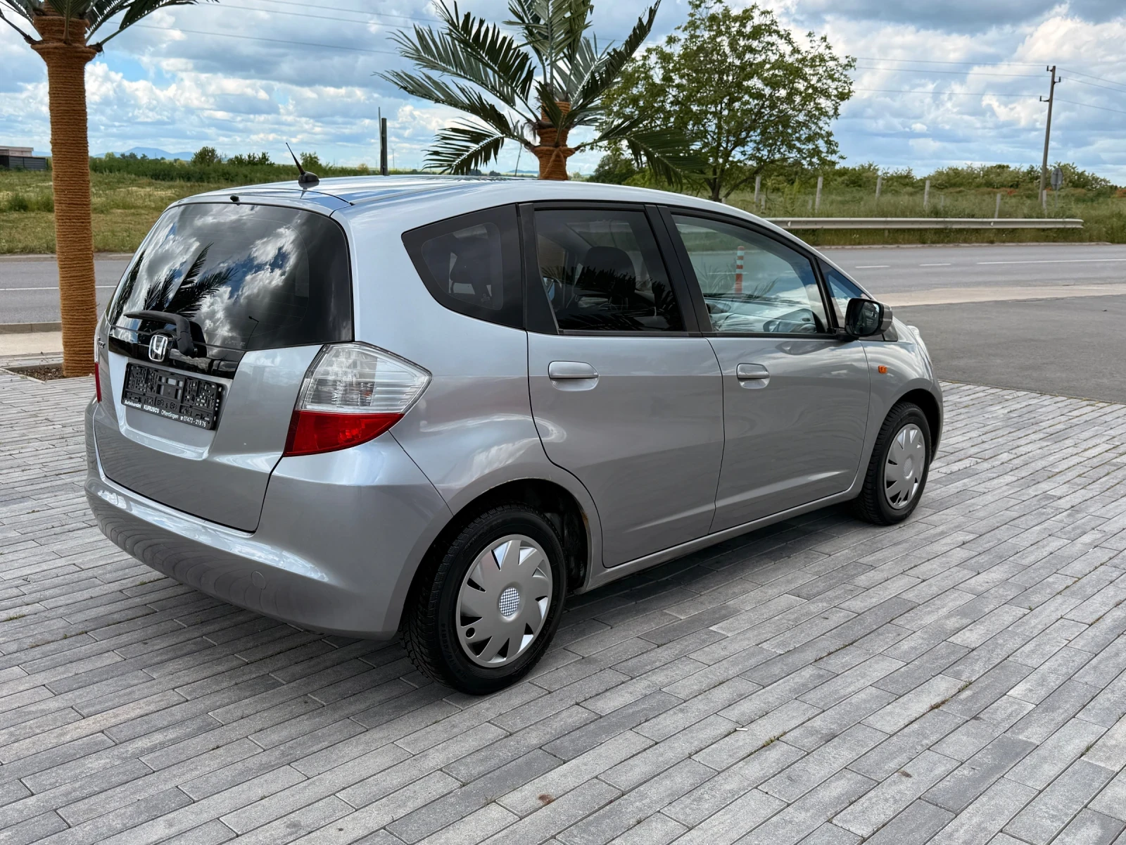 Honda Jazz 1.2i, снимка 4 - Автомобили и джипове - 56468214