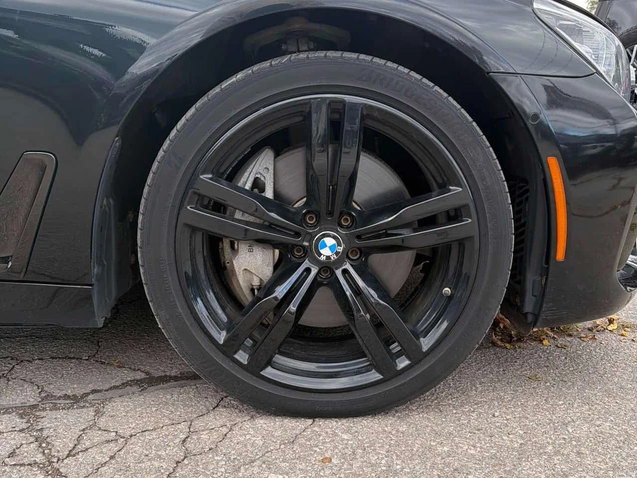 BMW 750 Li xDrive | CARFAX | БЕЗ ИНЦИДЕНТИ, снимка 6 - Автомобили и джипове - 56742738