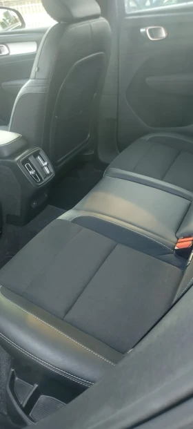Volvo XC40 D3 Geartronic R-design, снимка 6