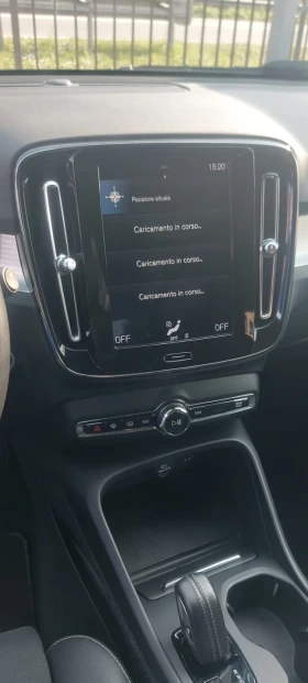 Volvo XC40 D3 Geartronic R-design, снимка 10