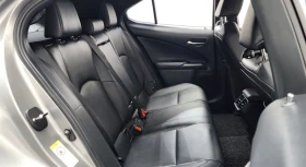 Lexus UX 250h 2.0 Хибрид, снимка 10