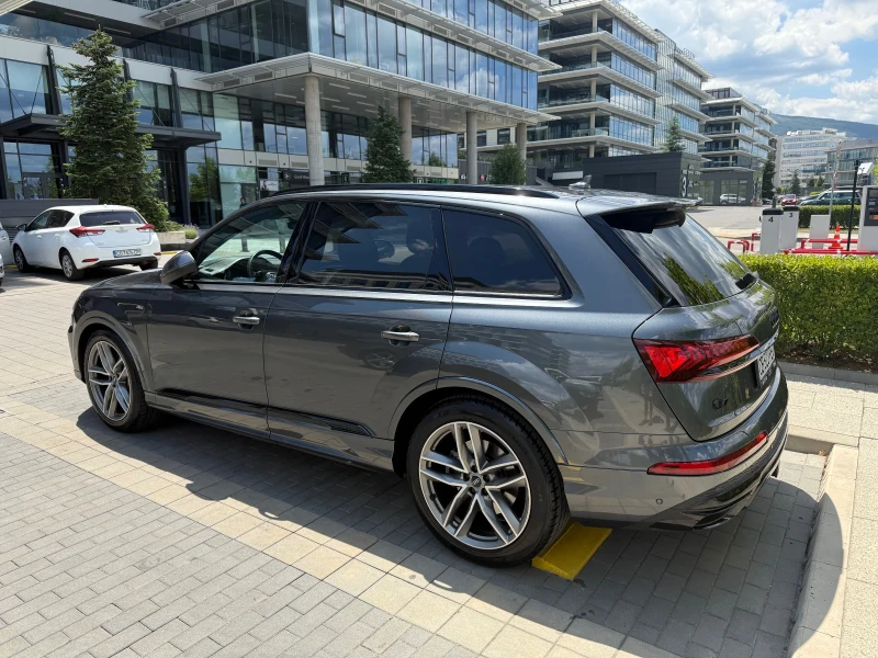 Audi Q7 55TFSI, снимка 2 - Автомобили и джипове - 50996534