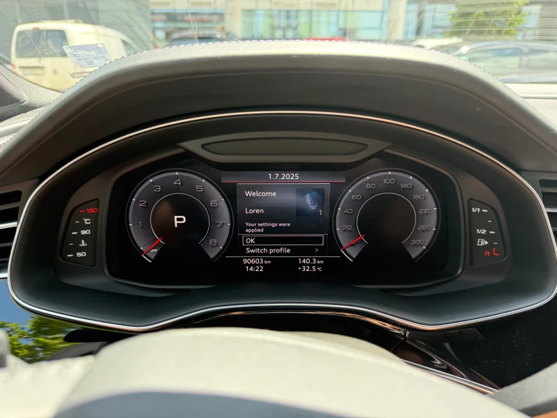 Audi Q7 55TFSI, снимка 8 - Автомобили и джипове - 50996534