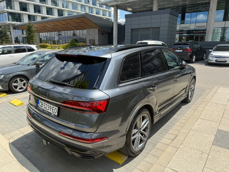 Audi Q7 55TFSI, снимка 5 - Автомобили и джипове - 50996534