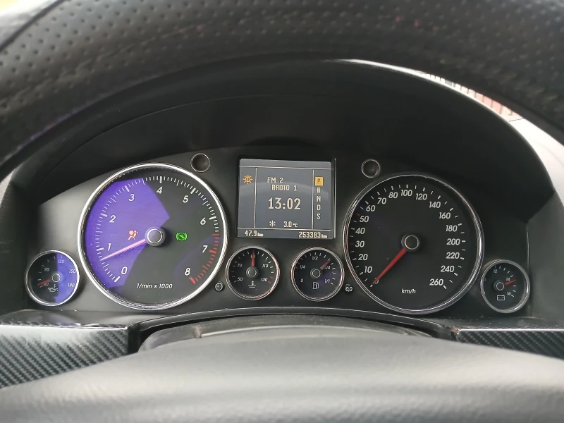 VW Touareg 3.2 LPG, снимка 11 - Автомобили и джипове - 52802069