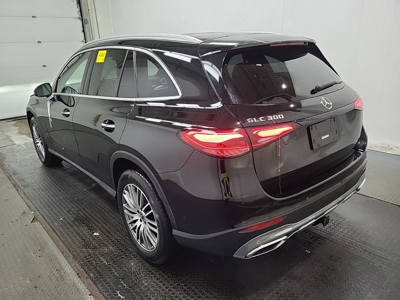 Mercedes-Benz GLC 300 * CARFAX * ОБДУХВАНЕ* 360 КАМЕРИ* ПАНОРАМА* , снимка 6 - Автомобили и джипове - 53495950