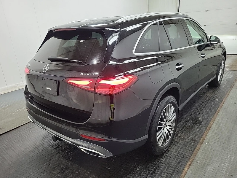 Mercedes-Benz GLC 300 * CARFAX * ОБДУХВАНЕ* 360 КАМЕРИ* ПАНОРАМА* , снимка 4 - Автомобили и джипове - 53495950
