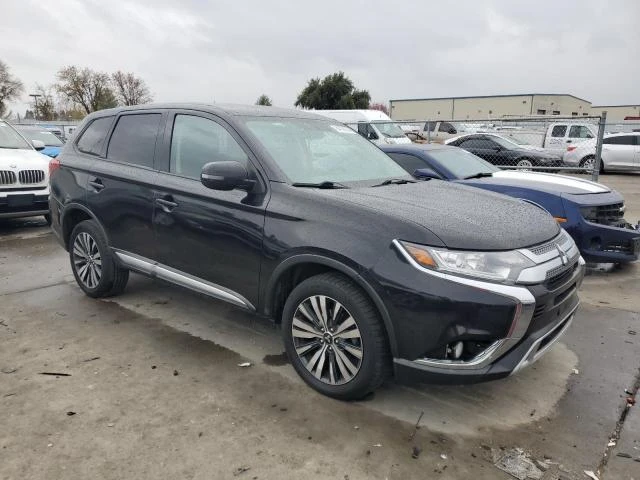 Mitsubishi Outlander  SE / КРАЙНА ЦЕНА ДО БЪЛГАРИЯ!!!, снимка 1 - Автомобили и джипове - 48537646