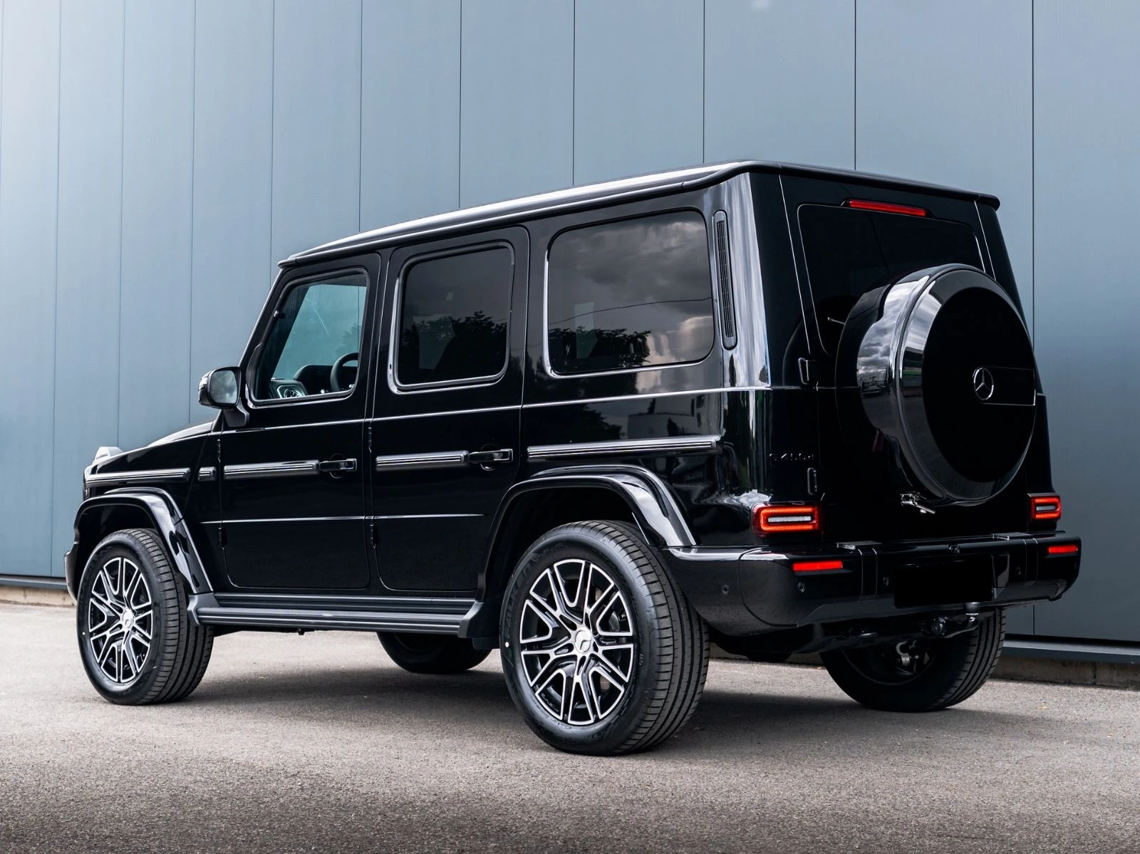 Mercedes-Benz G 450 d AMG LINE NAVI 360 CAMERA PANO  - изображение 5