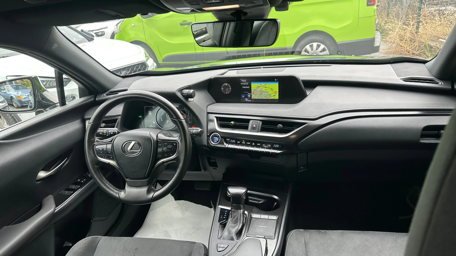 Lexus UX 250h Business 2.0 Hybrid  | Mobile.bg   13