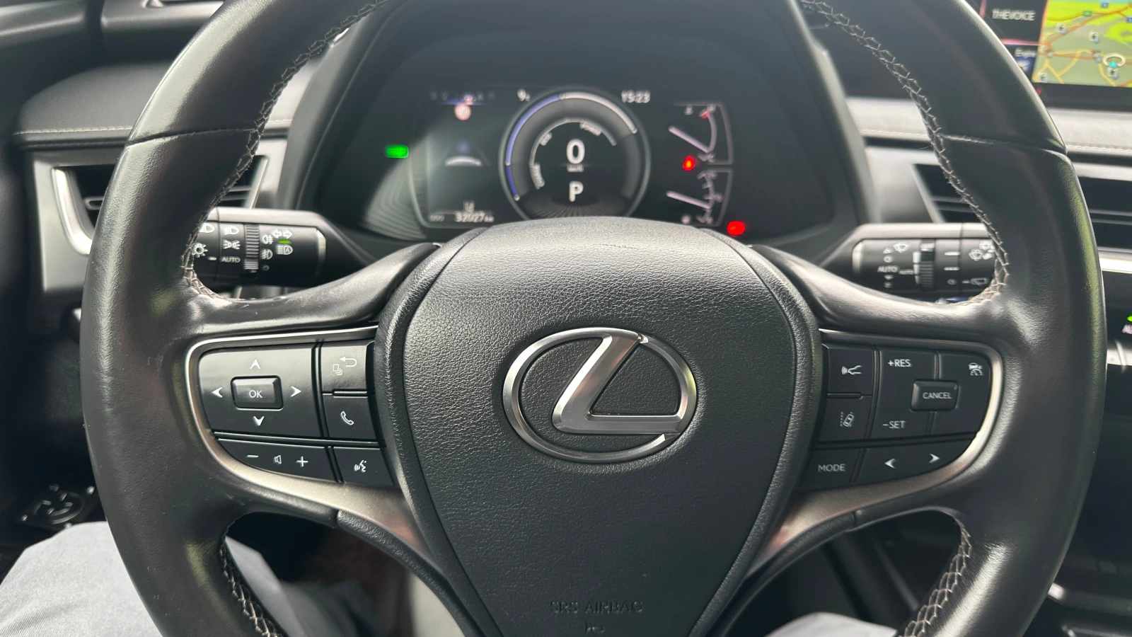 Lexus UX 250h Business 2.0 Hybrid  | Mobile.bg   16