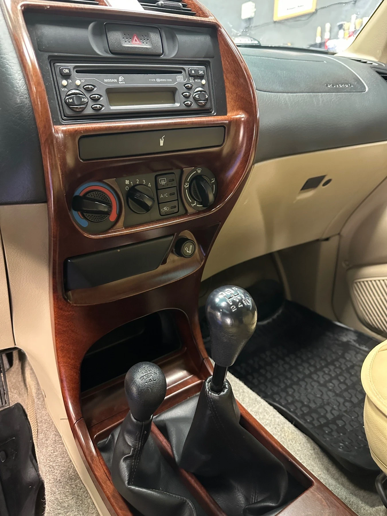 Nissan Terrano 3.0  - изображение 8