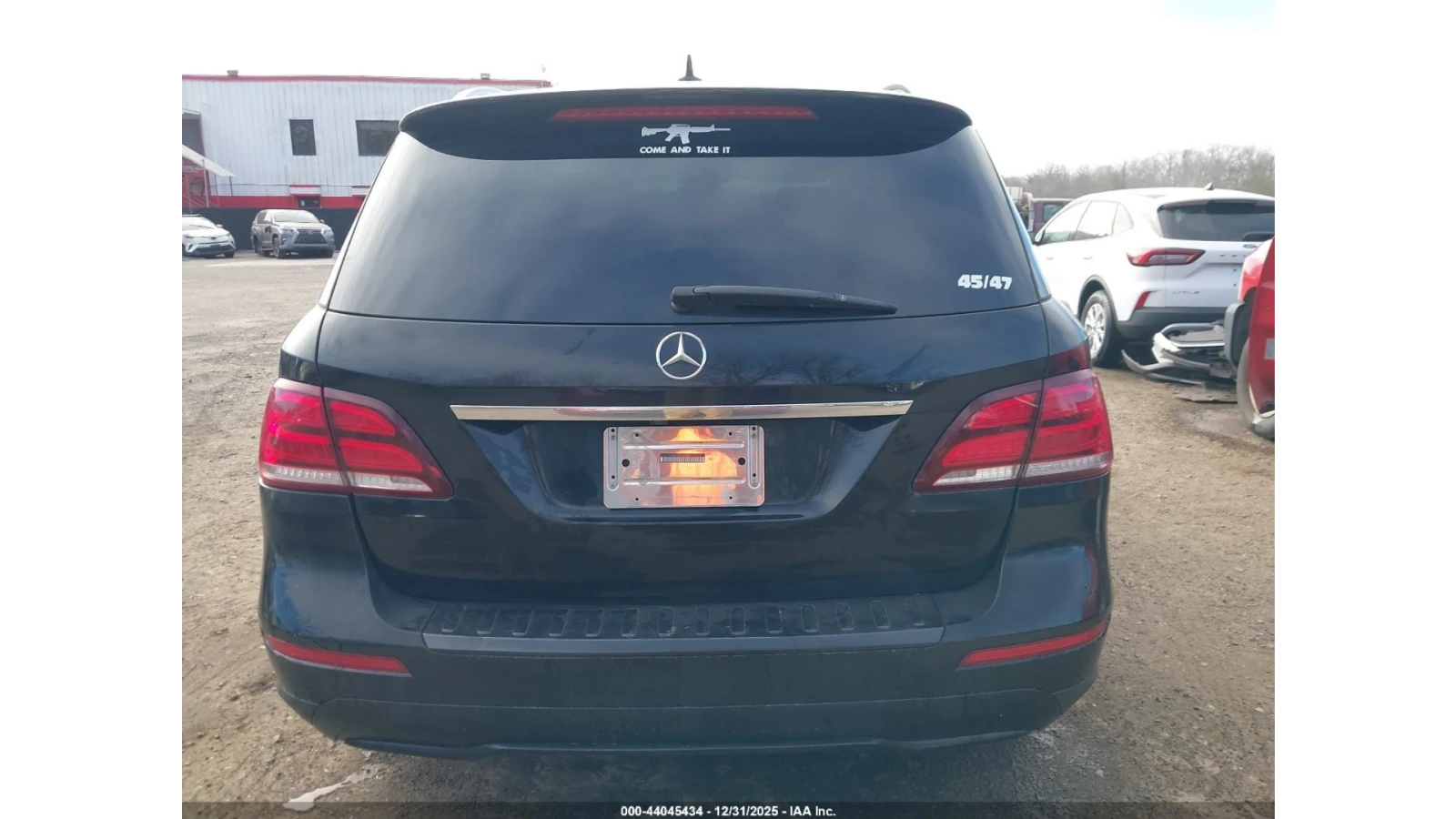 Mercedes-Benz ML 350 * 4MATIC* ШИБИДАХ* КОЖА* ПОДГРЕВ* ПАРКТРОНИК* , снимка 8 - Автомобили и джипове - 53731974