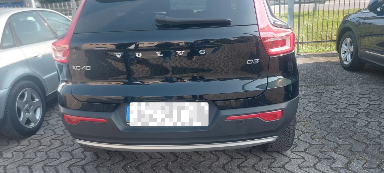 Volvo XC40 D3 Geartronic R-design, снимка 3 - Автомобили и джипове - 53977281