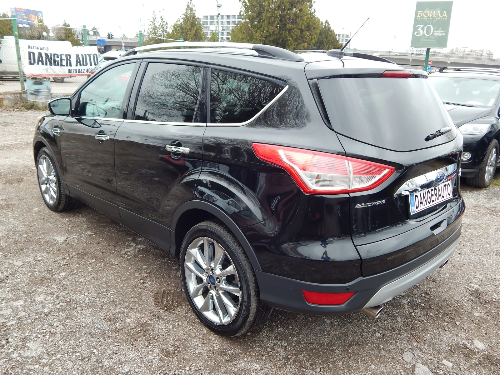 Ford Kuga 1.6T* 4х4* , снимка 6 - Автомобили и джипове - 54040242
