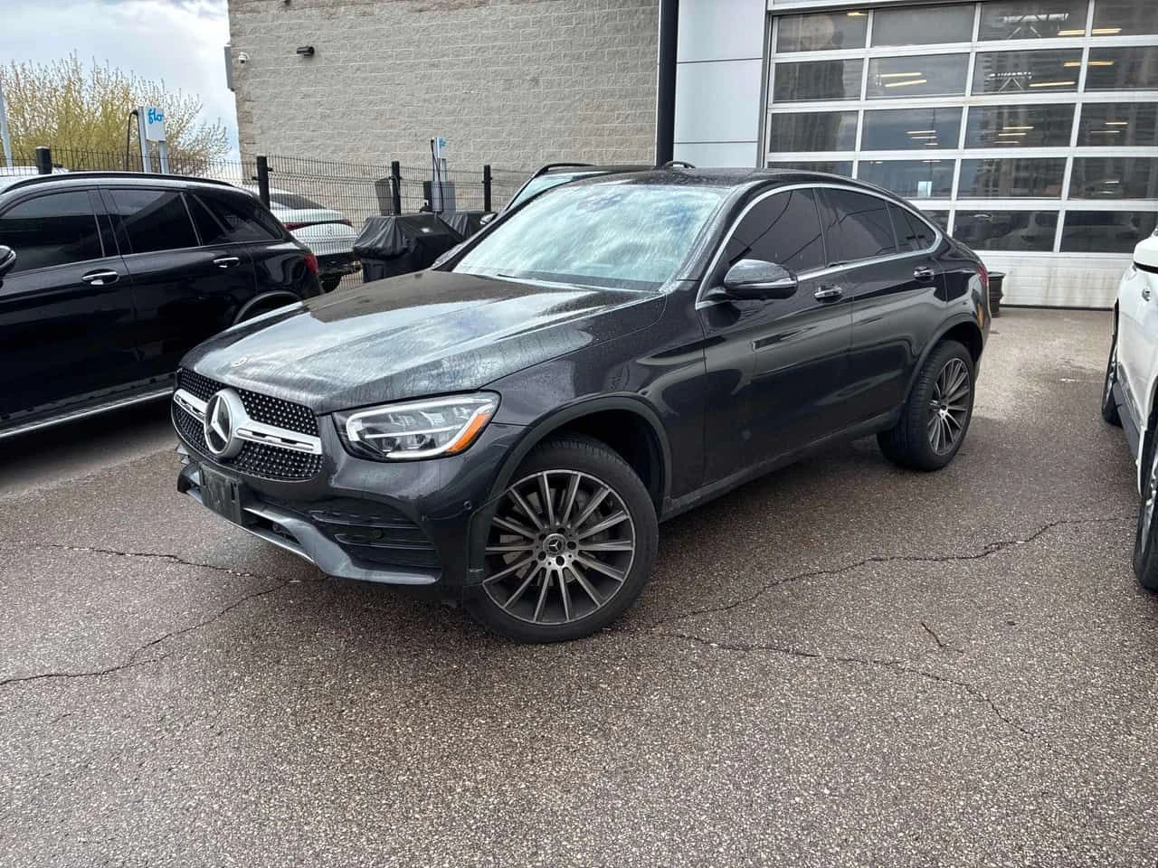 Mercedes-Benz GLC 300 4MATIC* DISTR0ONIC* 360КАМЕРИ* , снимка 2 - Автомобили и джипове - 54466541