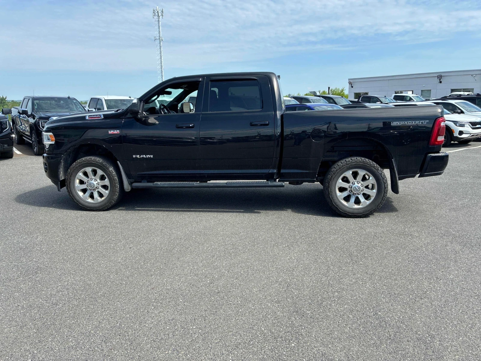 Dodge Ram BIG HORN / CARFAX, снимка 3 - Автомобили и джипове - 54875503