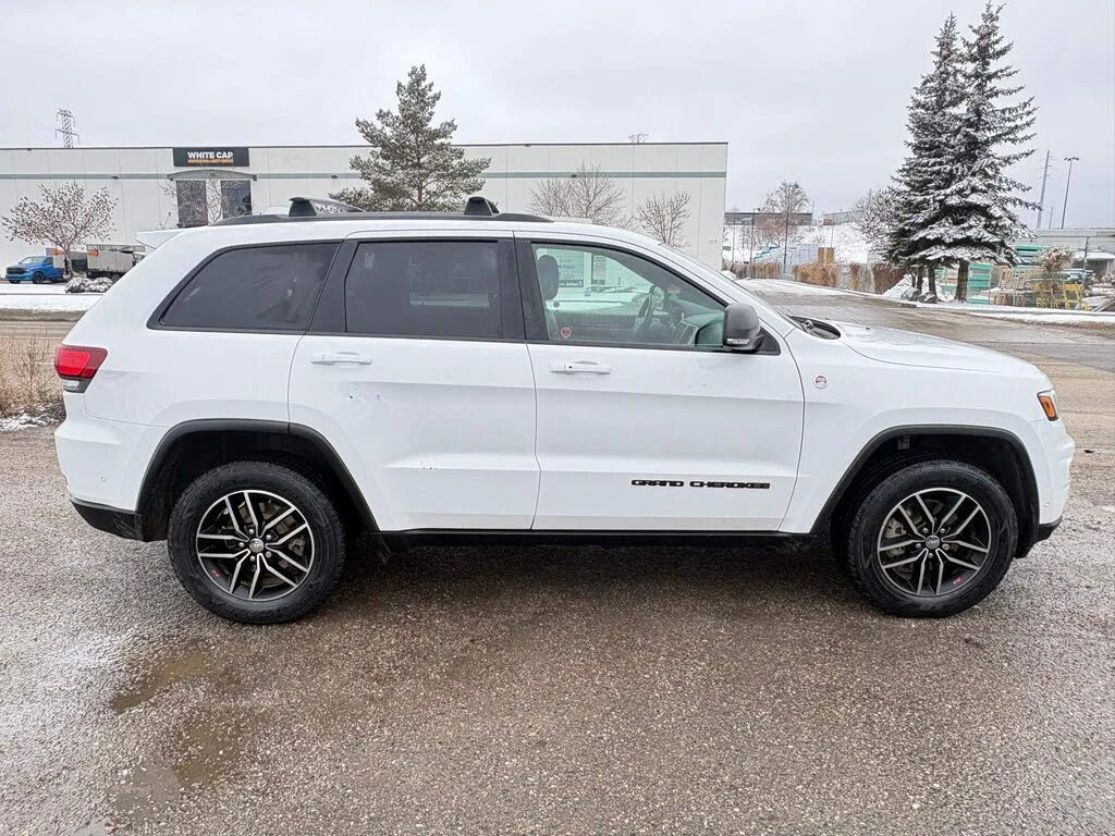 Jeep Grand cherokee 3.6 trailhawk, снимка 2 - Автомобили и джипове - 54915651