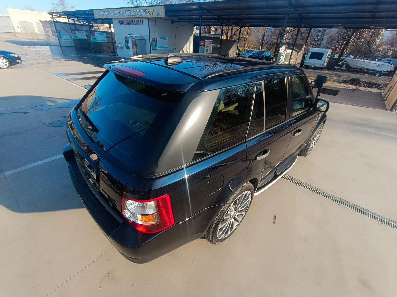 Land Rover Range Rover Sport Дава се с още 8бр 22" гуми , снимка 11 - Автомобили и джипове - 55492022