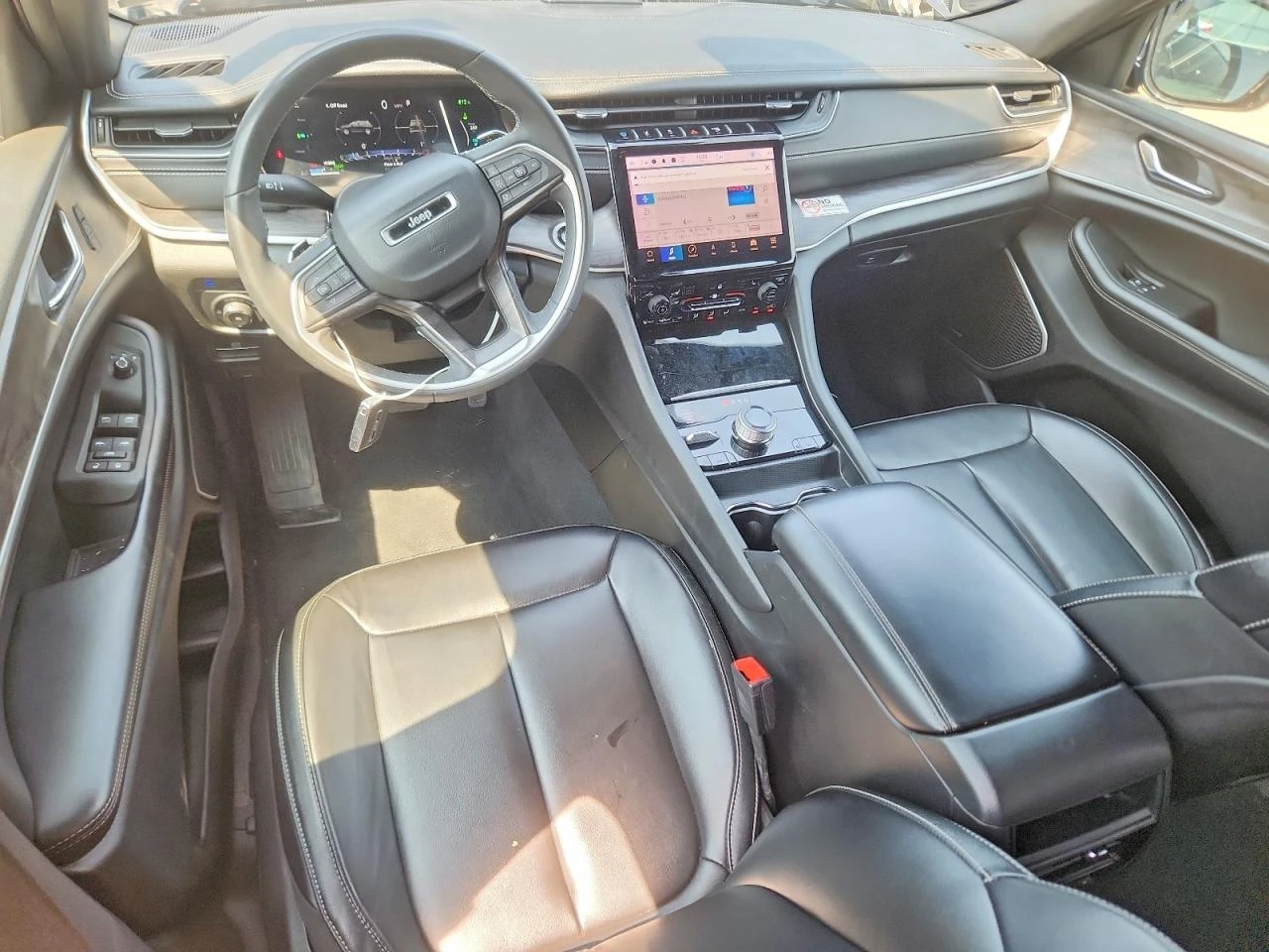 Jeep Grand cherokee LIMITED 4XE / 4X4 / ЛИЗИНГ, снимка 8 - Автомобили и джипове - 55905865