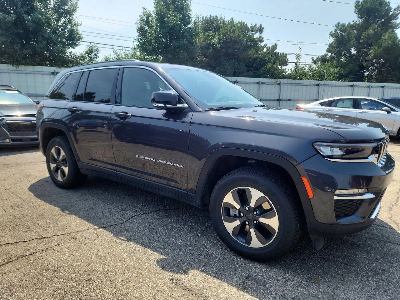 Jeep Grand cherokee LIMITED 4XE / 4X4 / ЛИЗИНГ, снимка 4 - Автомобили и джипове - 55905865