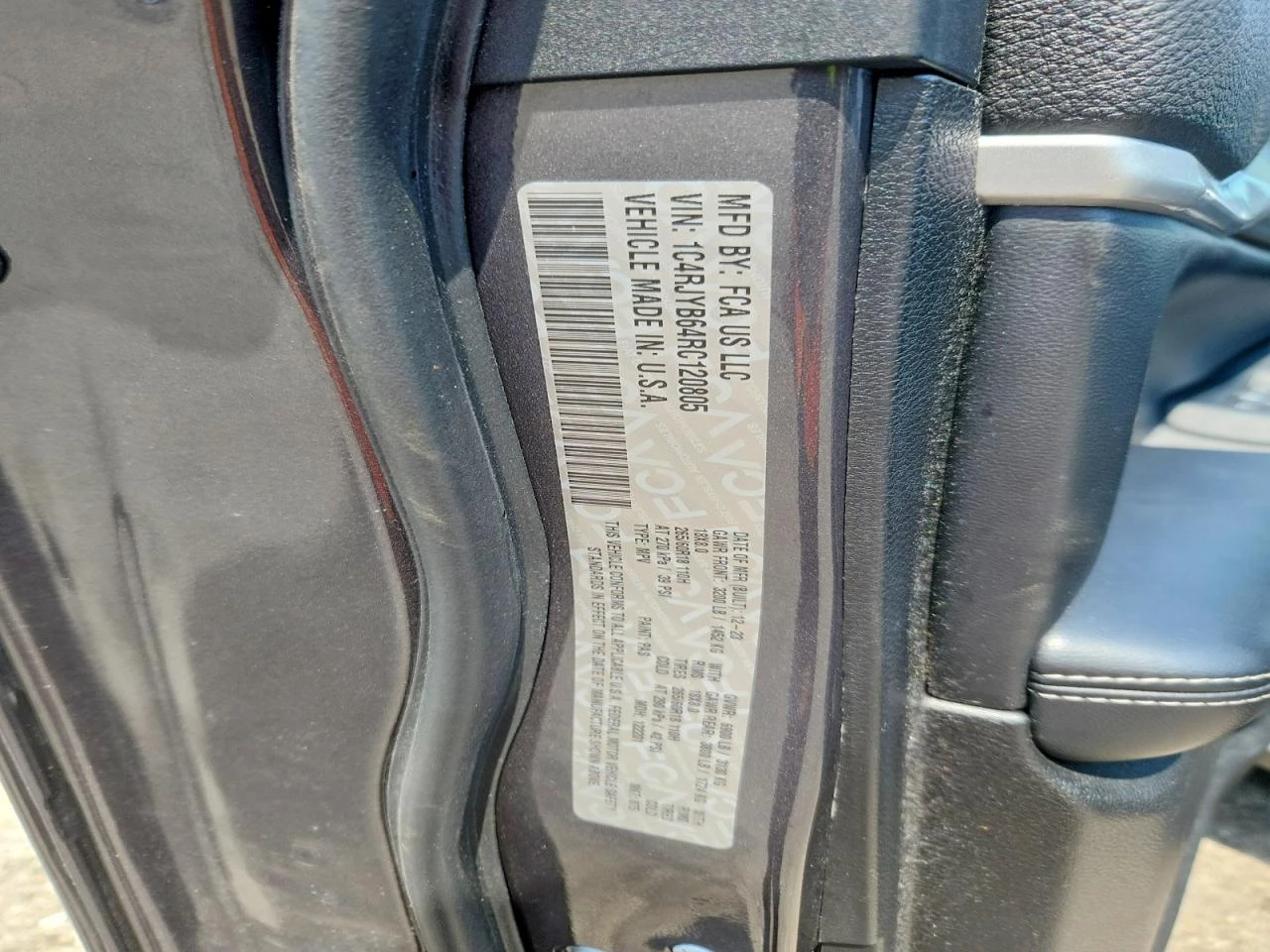 Jeep Grand cherokee LIMITED 4XE / 4X4 / ЛИЗИНГ, снимка 13 - Автомобили и джипове - 55905865