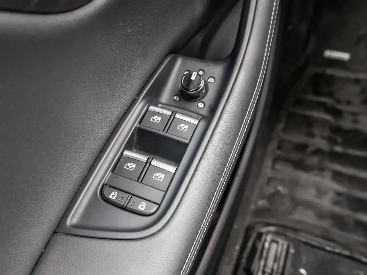 Audi Q8, снимка 14 - Автомобили и джипове - 56180533