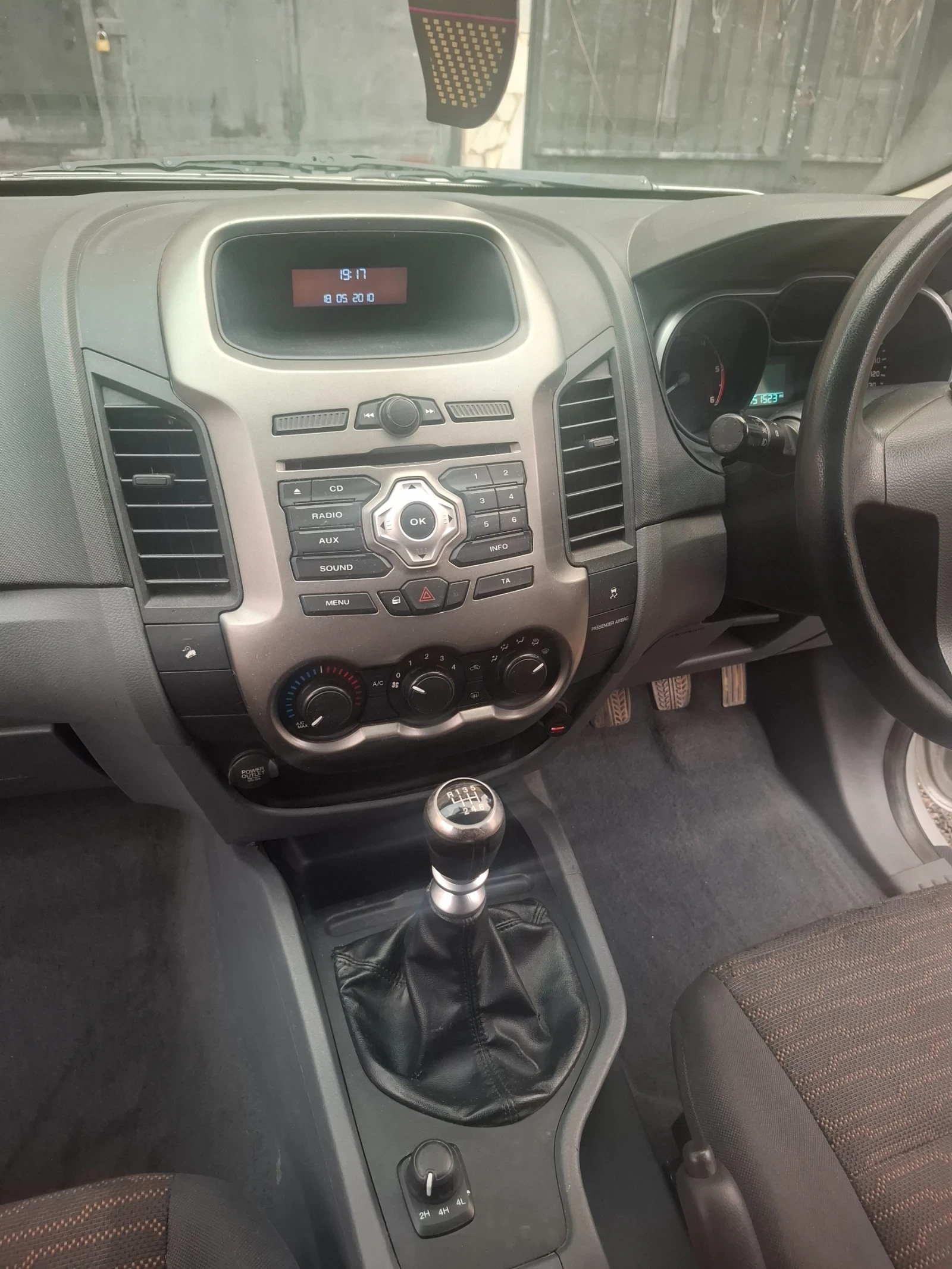 Ford Ranger 2.2 , снимка 7 - Автомобили и джипове - 56741229