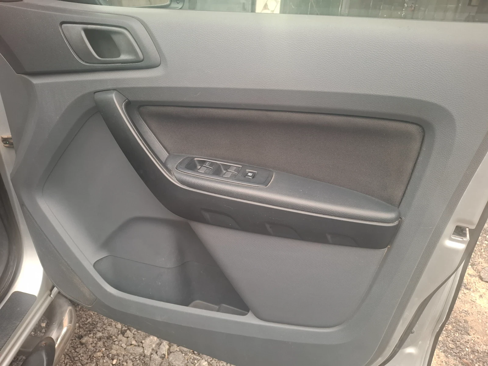 Ford Ranger 2.2 , снимка 16 - Автомобили и джипове - 56741229
