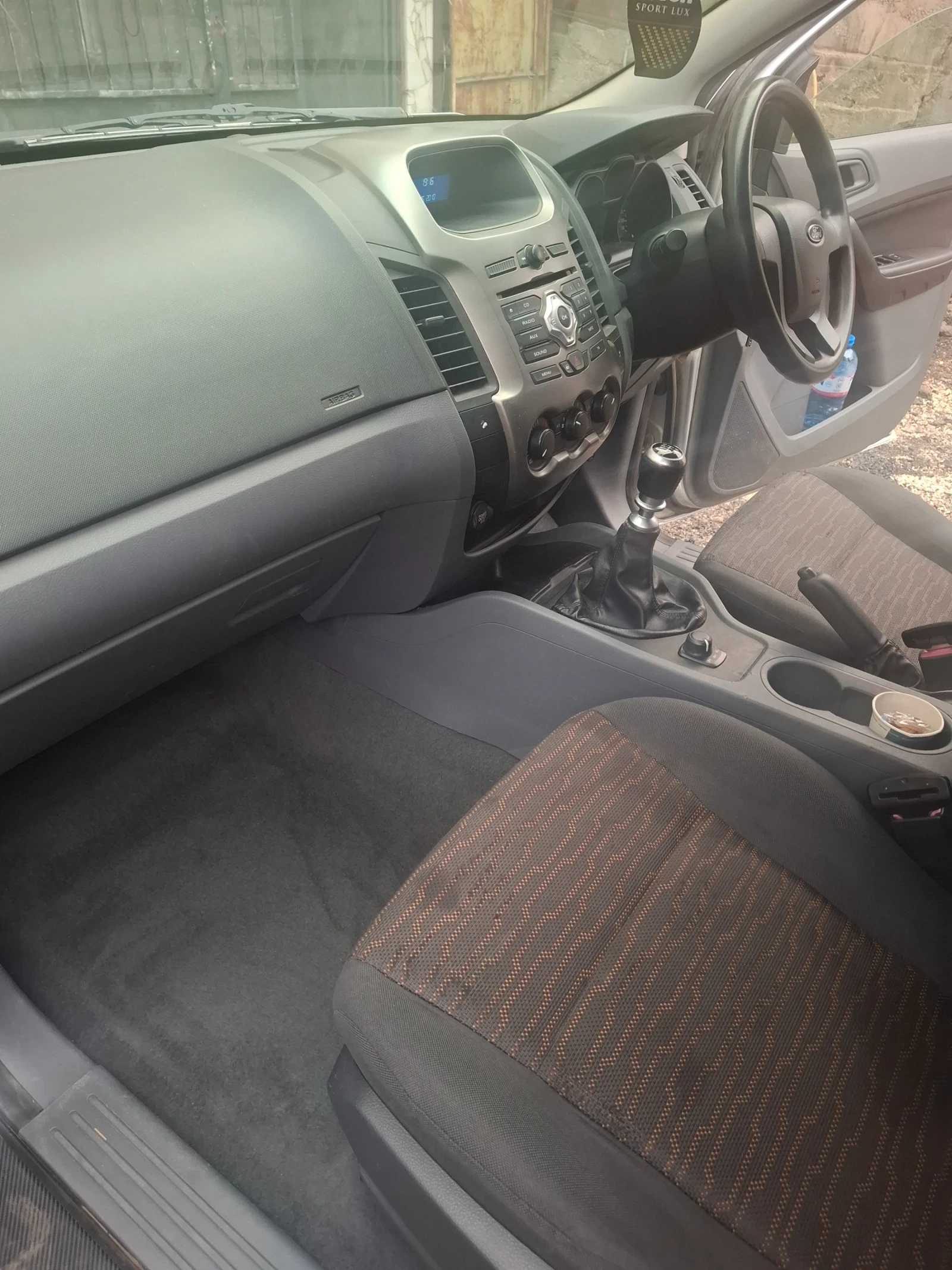 Ford Ranger 2.2 , снимка 8 - Автомобили и джипове - 56741229