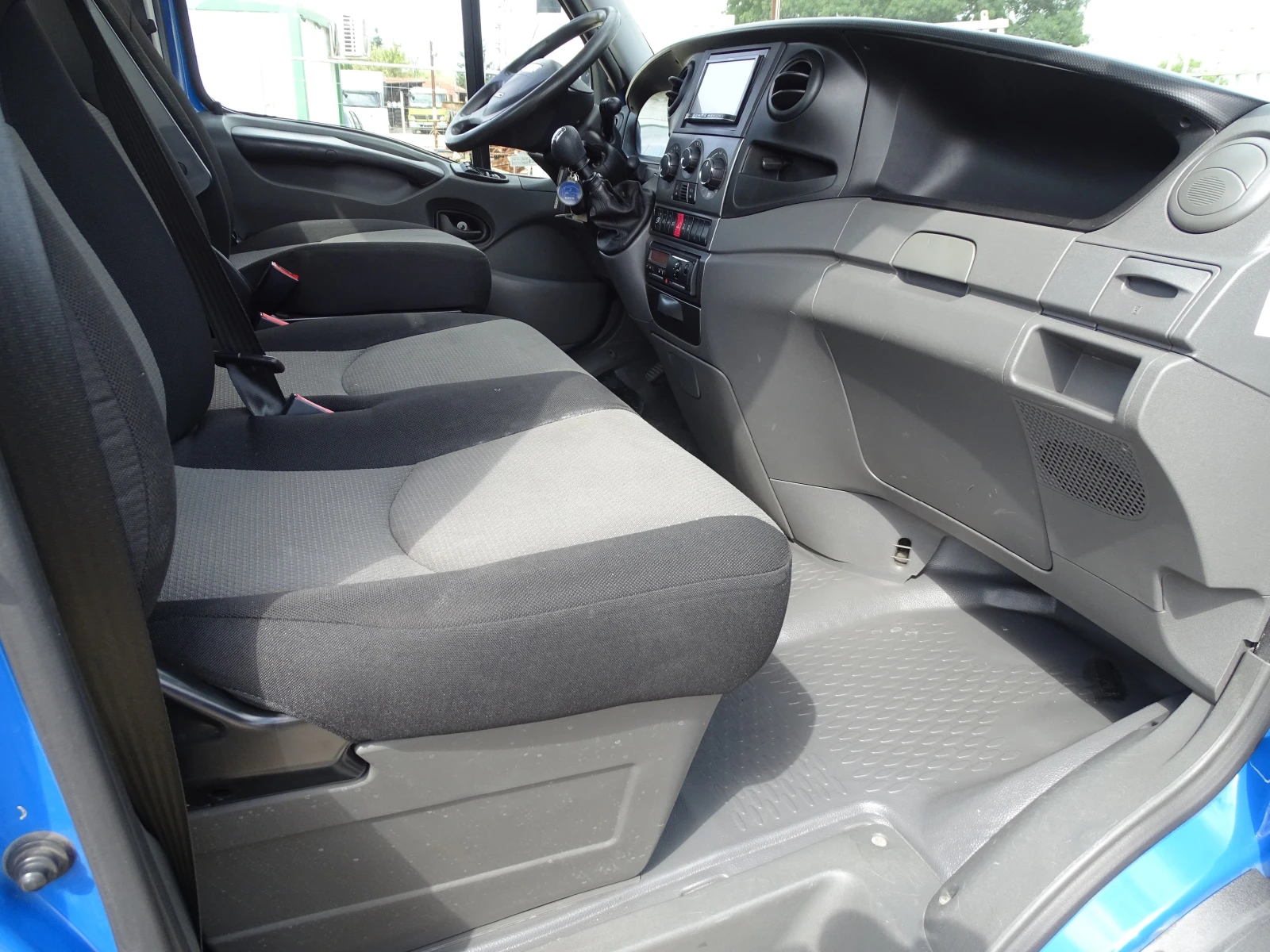 Iveco Daily 70C 17* * * кат C * * * * * Климатроник* * * *  - изображение 10