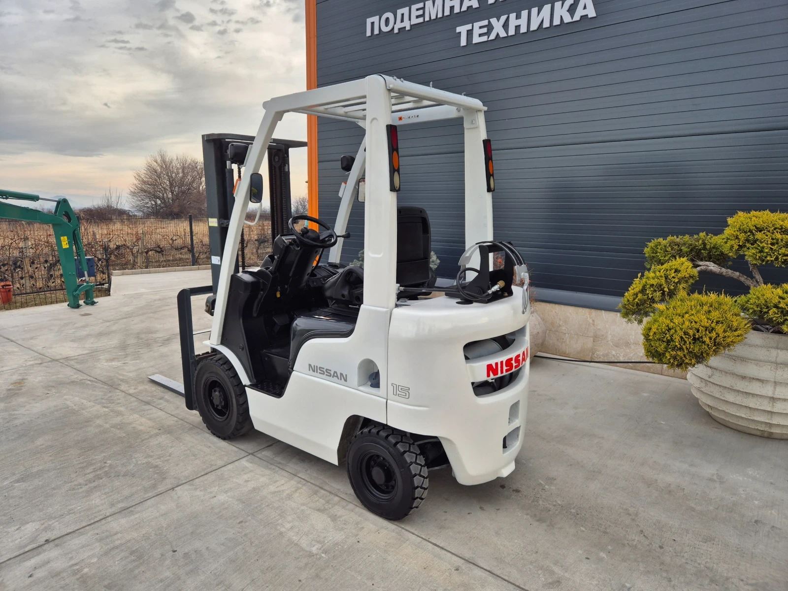  Nissan 1.5  /  / - /  ! | Mobile.bg   3