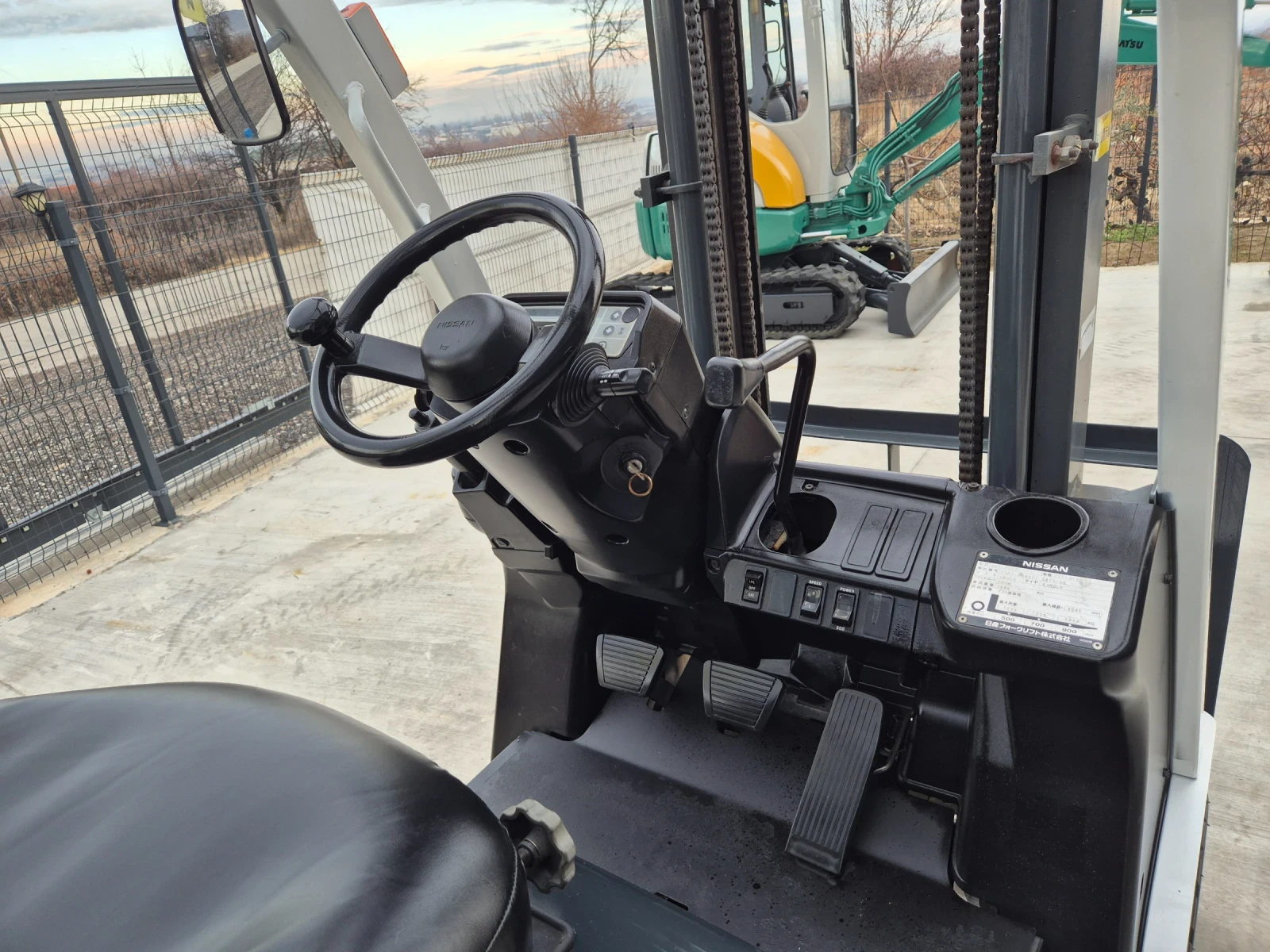  Nissan 1.5  /  / - /  ! | Mobile.bg   10