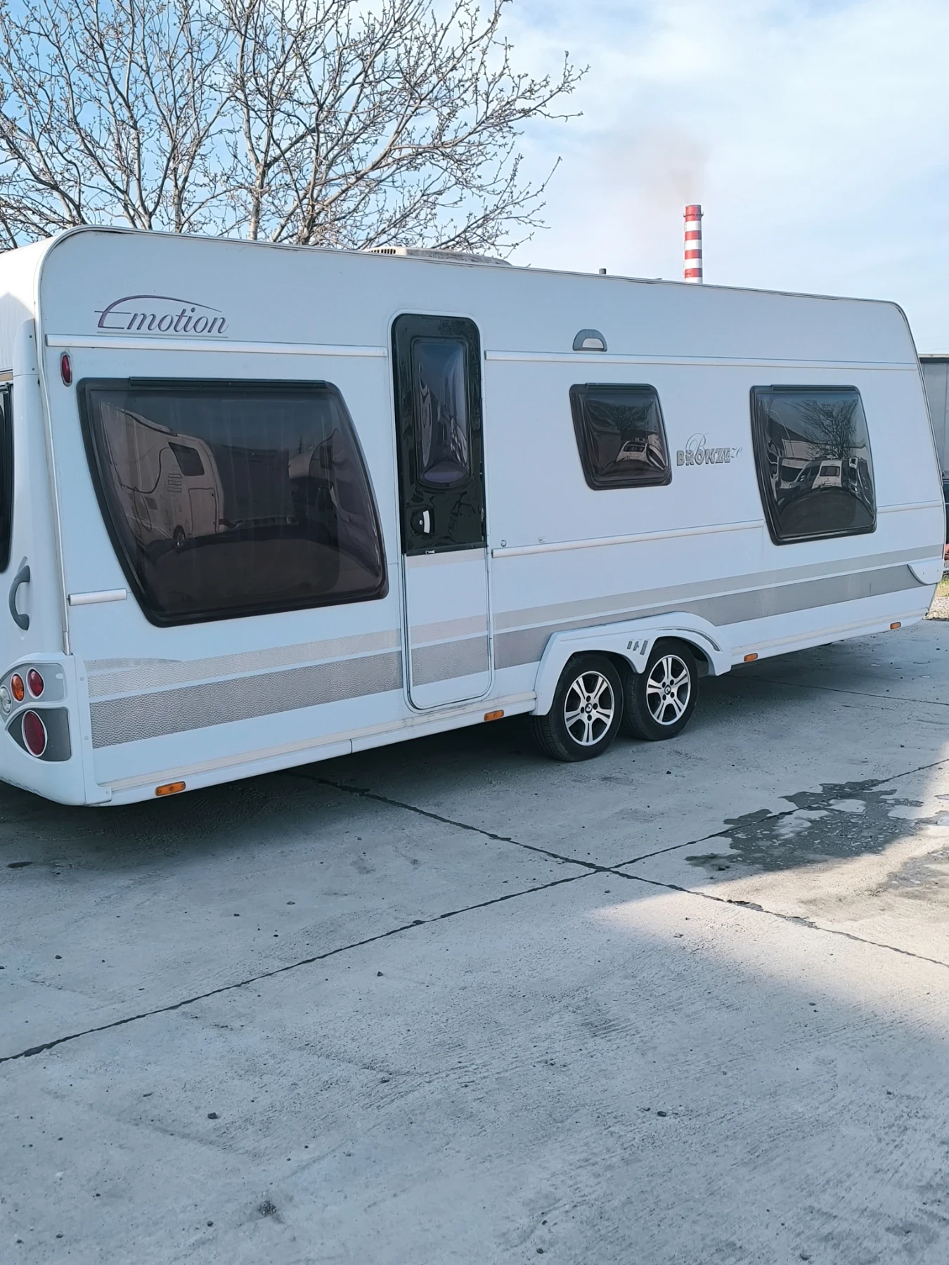 Каравана Dethleffs, снимка 5 - Каравани и кемпери - 54222736