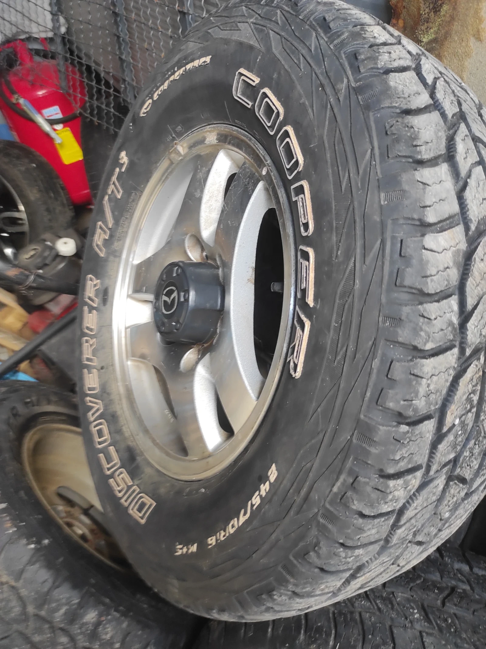 ���� � ������ 245/75R16 | Mobile.bg � ����������� 1