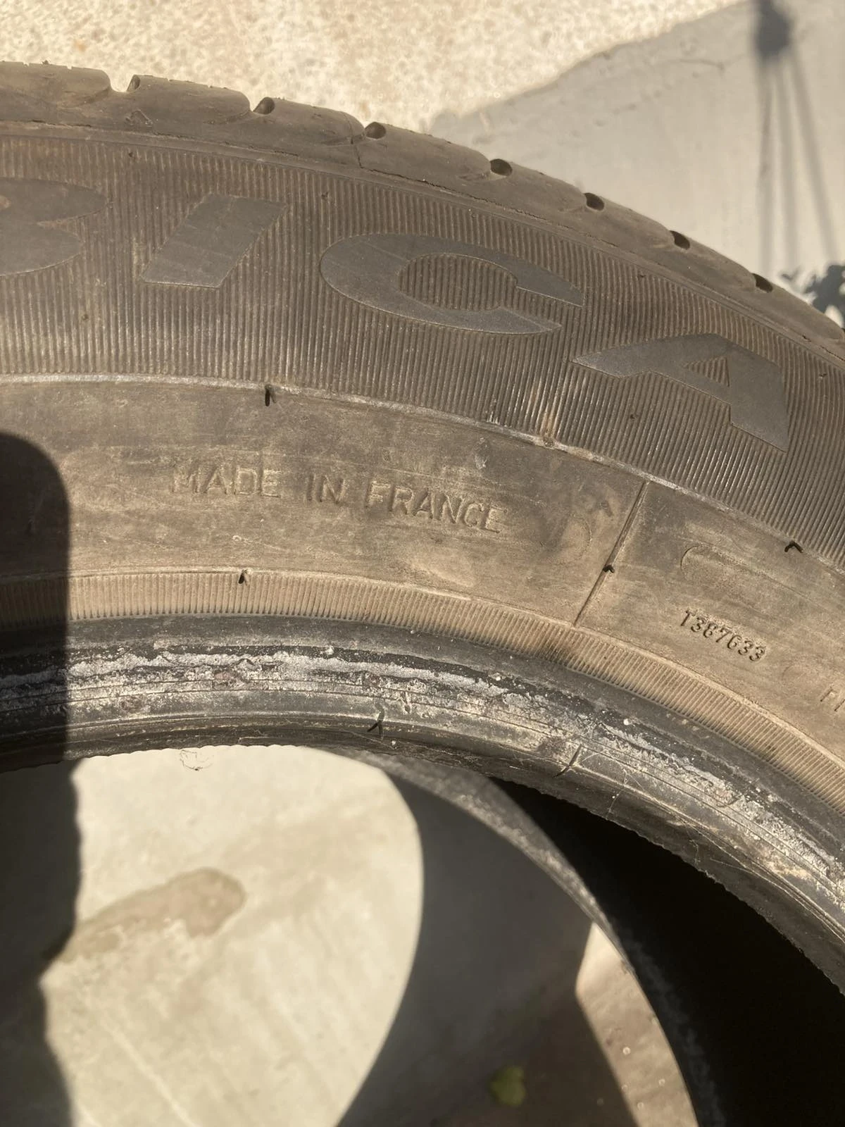 Гуми Всесезонни 195/65R15, снимка 8 - Гуми и джанти - 54723342