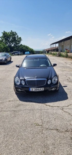  Mercedes-Benz E 320