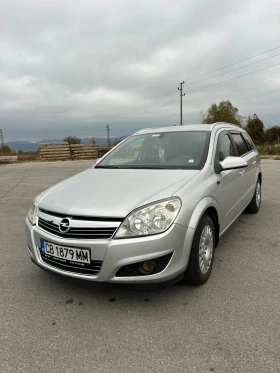 Opel Astra H, снимка 1