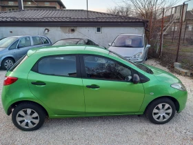 Mazda 2 1.4i климатик, снимка 6