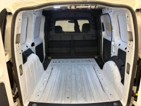 VW Caddy 2.0 TDI товарен 2023г | Auto.bg — изображение 12