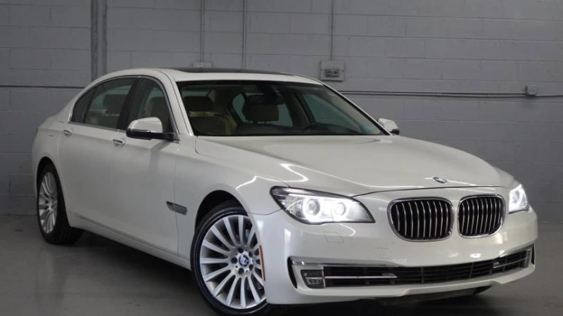 BMW 740 740 Xdrive!!! 750 BENZIN !!! НА ЧАСТИ!!! МОРГА!!!, снимка 1 - Автомобили и джипове - 46854817