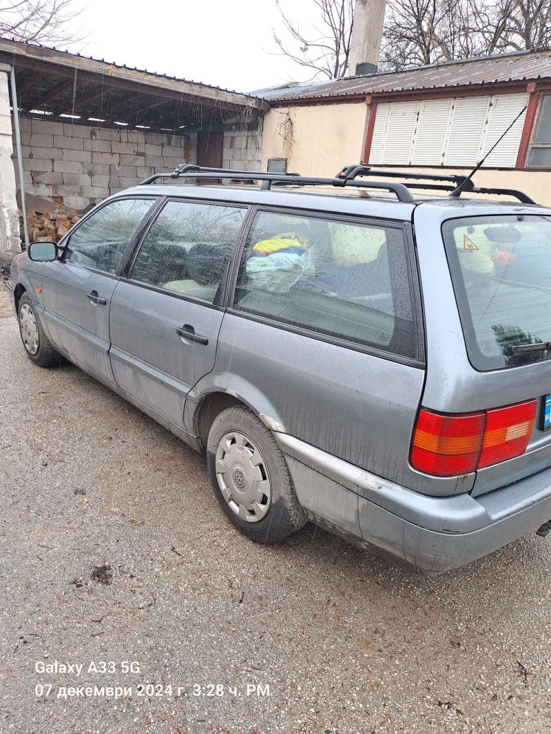 VW Passat, снимка 2 - Автомобили и джипове - 48260339